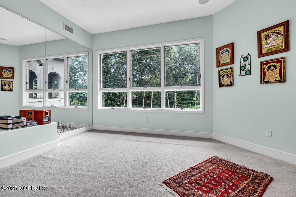 Wall, New Jersey, 07719, United States, 5 Bedrooms Bedrooms, ,5.5 BathroomsBathrooms,Residential,Forsale,1972303