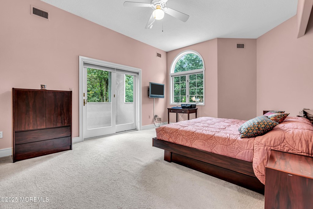 Wall, New Jersey, 07719, United States, 5 Bedrooms Bedrooms, ,5.5 BathroomsBathrooms,Residential,Forsale,1972303