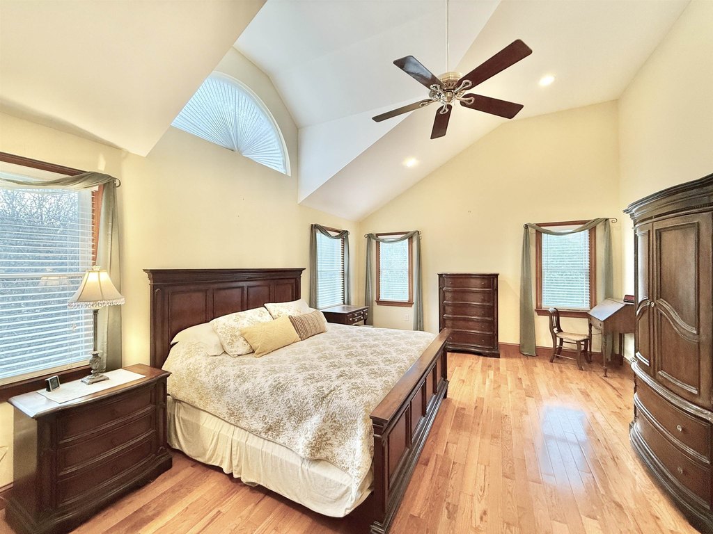 Petersburg, New Jersey, 08270, United States, 4 Bedrooms Bedrooms, ,2.5 BathroomsBathrooms,Residential,Forsale,1994154