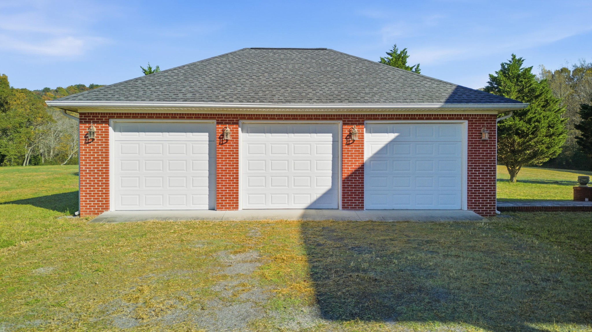 Bridgeport, Alabama, 35740, United States, 4 Bedrooms Bedrooms, ,3.5 BathroomsBathrooms,Residential,Forsale,2009579