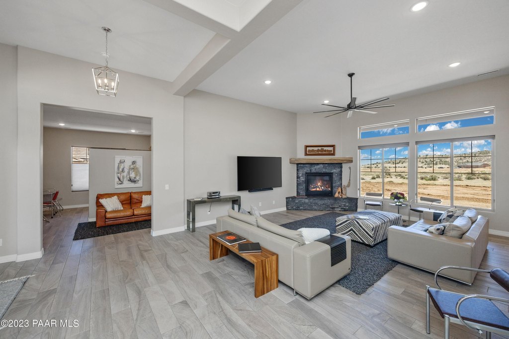 Prescott, Arizona, 86301, United States, 3 Bedrooms Bedrooms, ,3.5 BathroomsBathrooms,Residential,Forsale,1992713