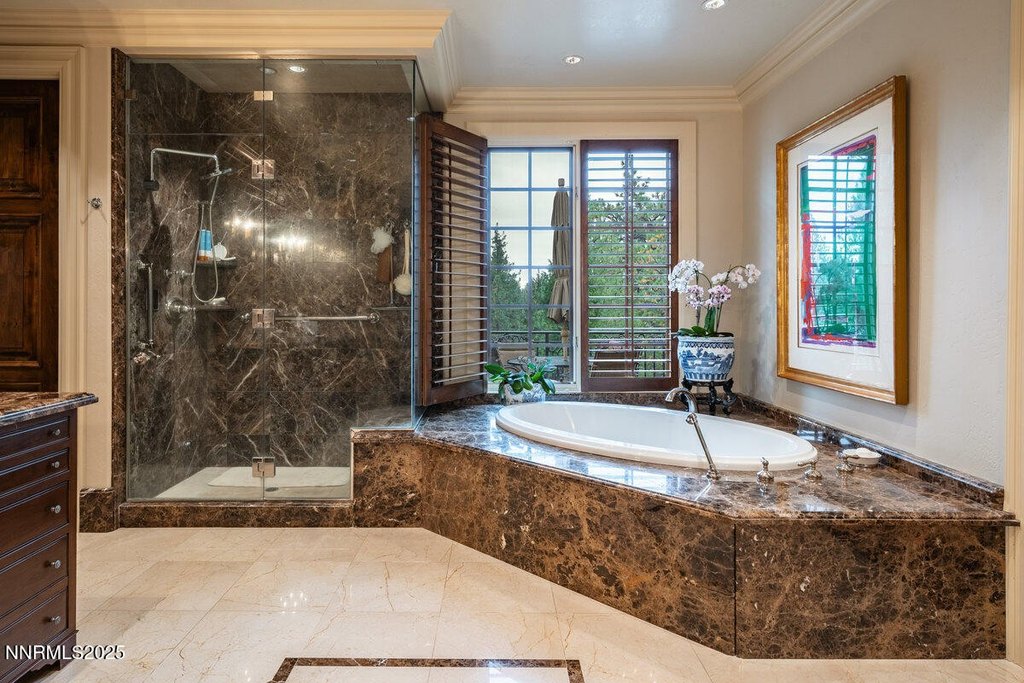 Reno, Nevada, 89511, United States, 6 Bedrooms Bedrooms, ,5.5 BathroomsBathrooms,Residential,Forsale,1929230