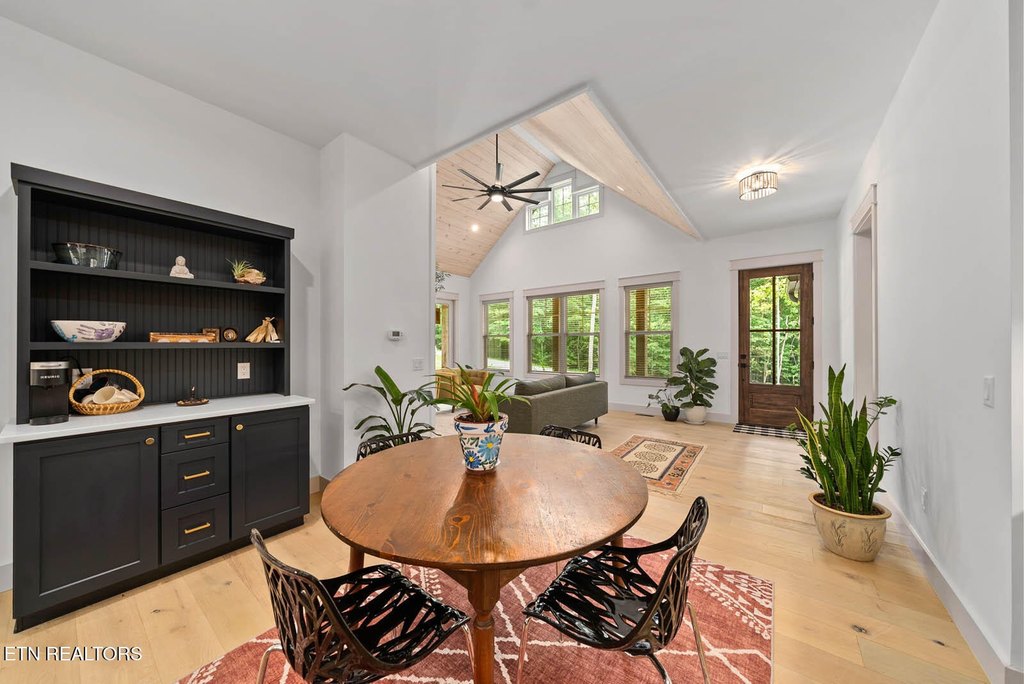 Fairfield Glade, Tennessee, 38558, United States, 3 Bedrooms Bedrooms, ,2.5 BathroomsBathrooms,Residential,Forsale,1952852