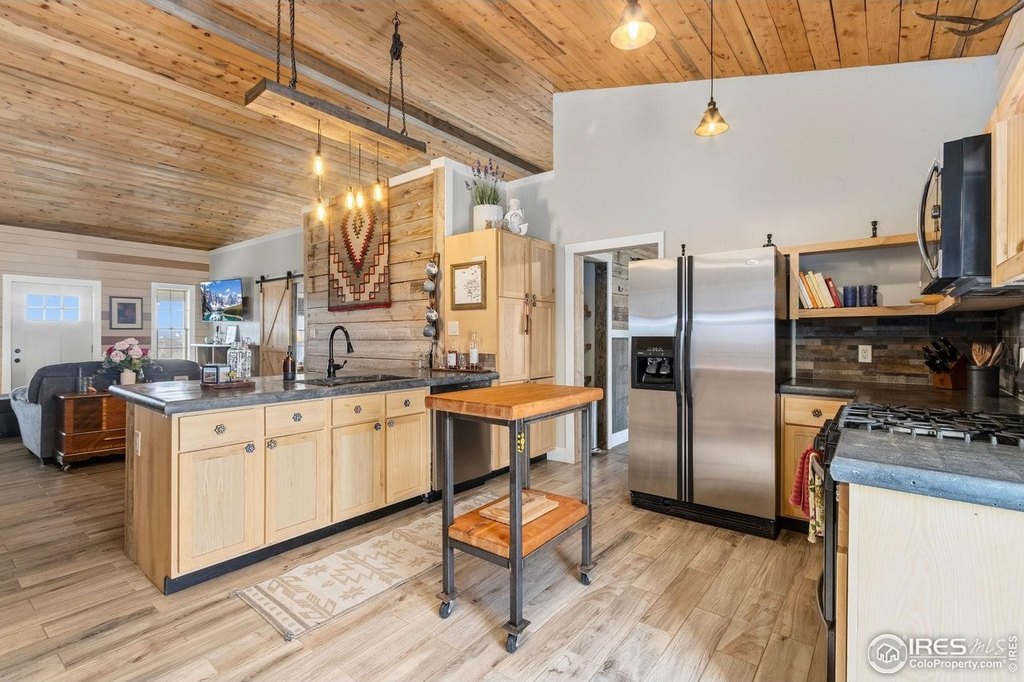 Nunn, Colorado, 80648, United States, 3 Bedrooms Bedrooms, ,2 BathroomsBathrooms,Residential,Forsale,2004285