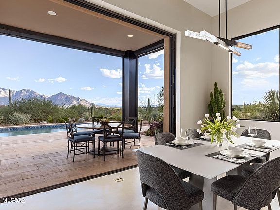 Oro Valley, Arizona, 85755, United States, 3 Bedrooms Bedrooms, ,4 BathroomsBathrooms,Residential,Forsale,1990102