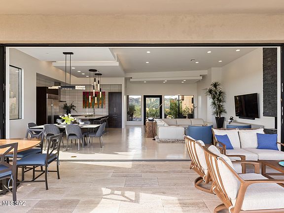 Oro Valley, Arizona, 85755, United States, 3 Bedrooms Bedrooms, ,4 BathroomsBathrooms,Residential,Forsale,1990102