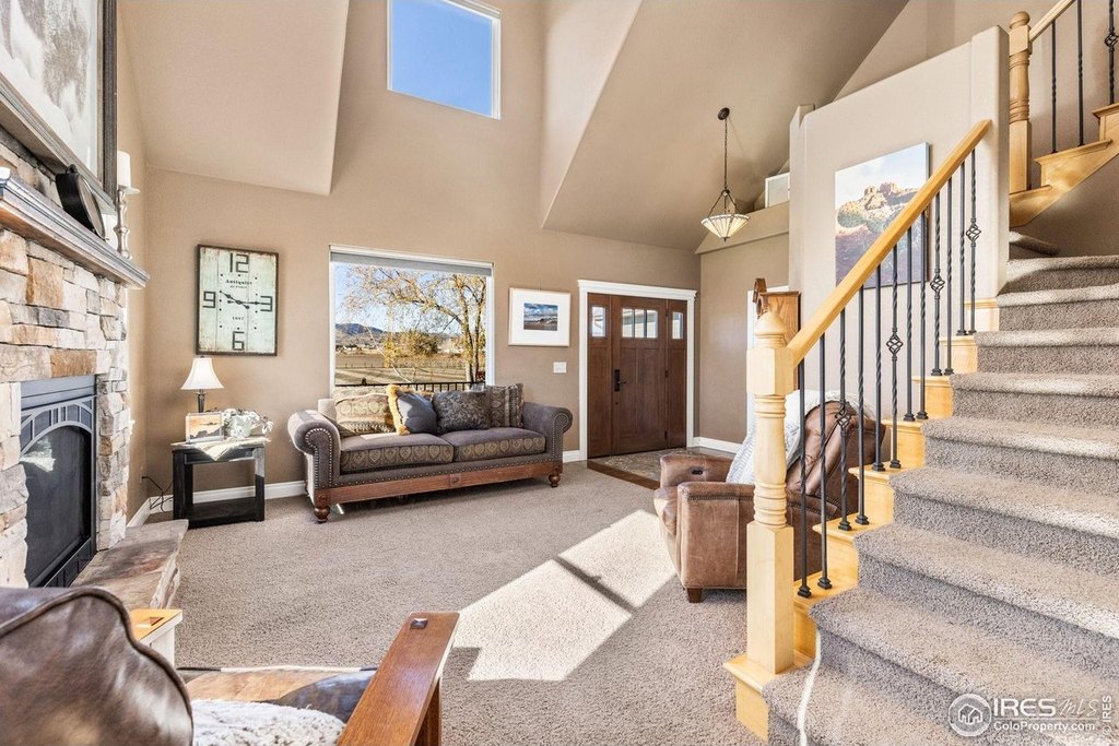 Berthoud, Colorado, 80513, United States, 4 Bedrooms Bedrooms, ,3 BathroomsBathrooms,Residential,Forsale,2004281