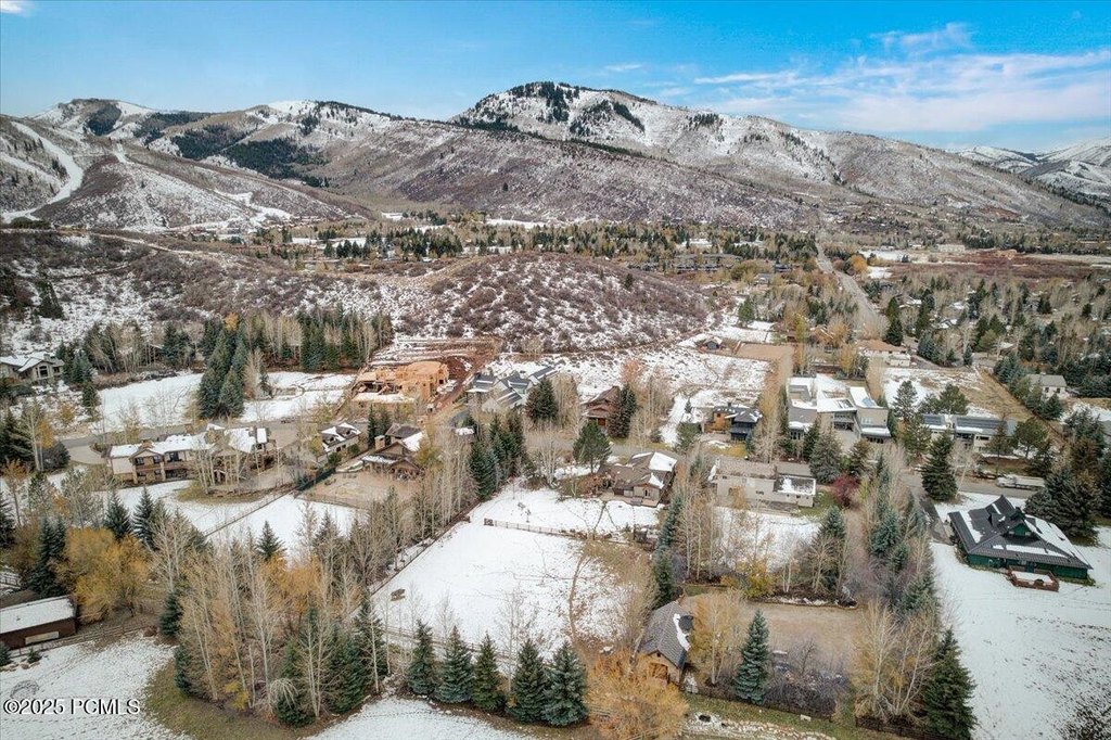 Park City, Utah, 84060, United States, 5 Bedrooms Bedrooms, ,4 BathroomsBathrooms,Residential,Forsale,2000247