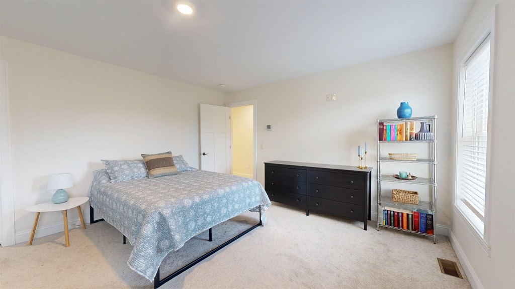 Essex, Vermont, 05452, United States, 4 Bedrooms Bedrooms, ,3.5 BathroomsBathrooms,Residential,Forsale,1999495