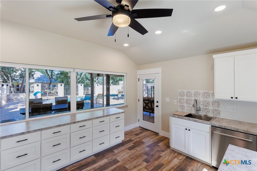 Georgetown, Texas, 78628, United States, 8 Bedrooms Bedrooms, ,6.5 BathroomsBathrooms,Residential,Forsale,2008409