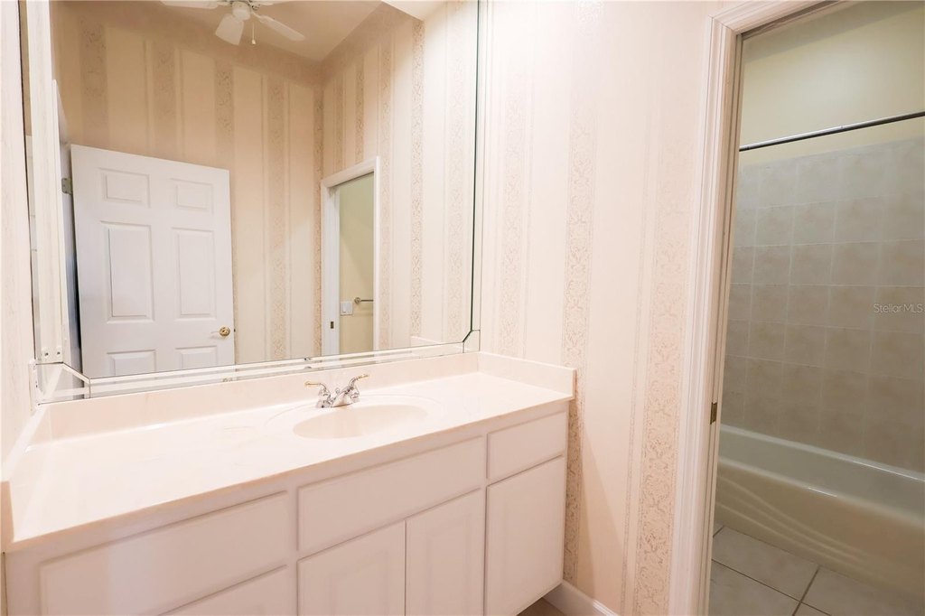 OCALA, Florida, 34471, United States, 3 Bedrooms Bedrooms, ,2.5 BathroomsBathrooms,Residential,Forsale,1994122