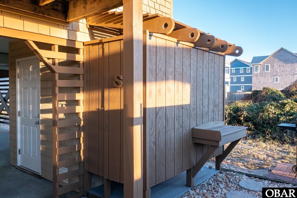 Nags Head, North Carolina, 27959, United States, 6 Bedrooms Bedrooms, ,5.5 BathroomsBathrooms,Residential,Forsale,2004899