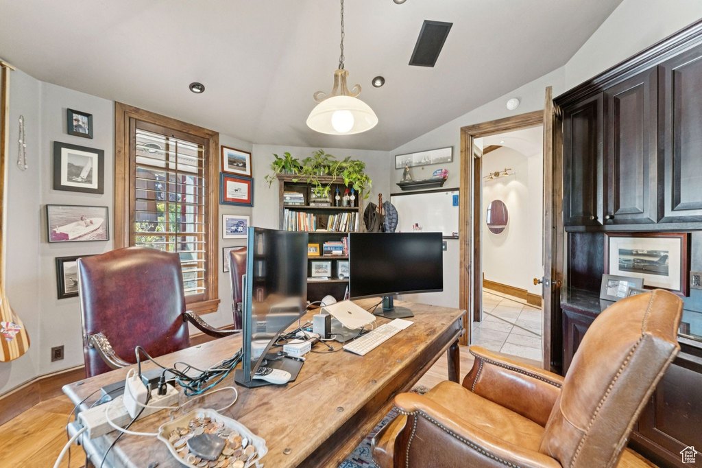 Park City, Utah, 84098, United States, 5 Bedrooms Bedrooms, ,4.5 BathroomsBathrooms,Residential,Forsale,2000236