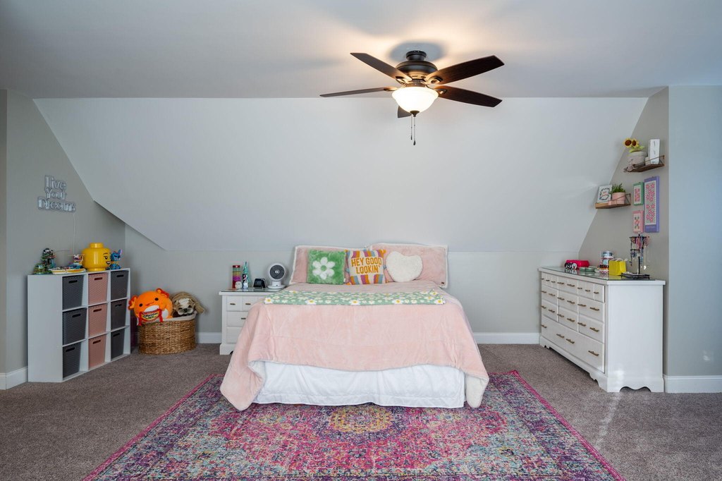 Harrison, Tennessee, 37341, United States, 4 Bedrooms Bedrooms, ,2.5 BathroomsBathrooms,Residential,Forsale,2004674