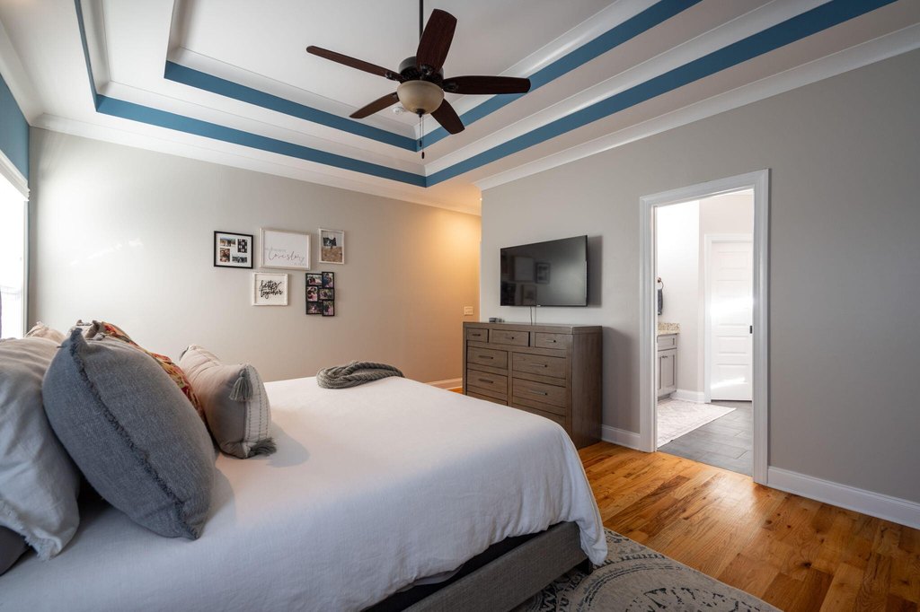 Harrison, Tennessee, 37341, United States, 4 Bedrooms Bedrooms, ,2.5 BathroomsBathrooms,Residential,Forsale,2004674