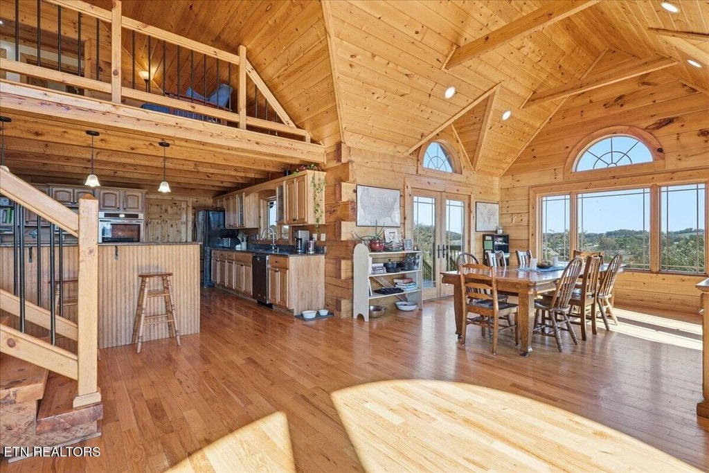 Greenback, Tennessee, 37742, United States, 3 Bedrooms Bedrooms, ,3.5 BathroomsBathrooms,Residential,Forsale,1999449