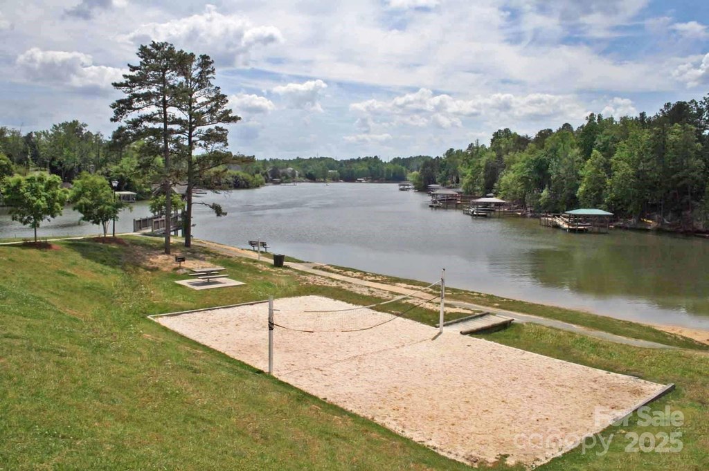 Tega Cay, South Carolina, 29708, United States, 5 Bedrooms Bedrooms, ,4.5 BathroomsBathrooms,Residential,Forsale,2007725