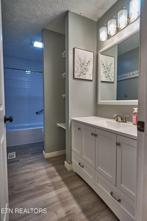 Maryville, Tennessee, 37803, United States, 3 Bedrooms Bedrooms, ,2.5 BathroomsBathrooms,Residential,Forsale,1963509