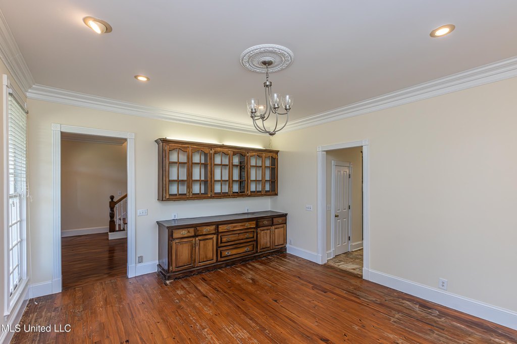 Flora, Mississippi, 39071, United States, 4 Bedrooms Bedrooms, ,4.5 BathroomsBathrooms,Residential,Forsale,1908058