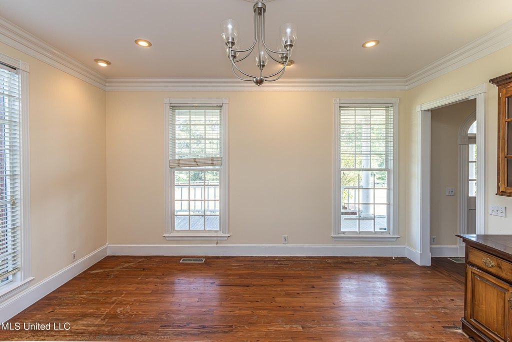 Flora, Mississippi, 39071, United States, 4 Bedrooms Bedrooms, ,4.5 BathroomsBathrooms,Residential,Forsale,1908058