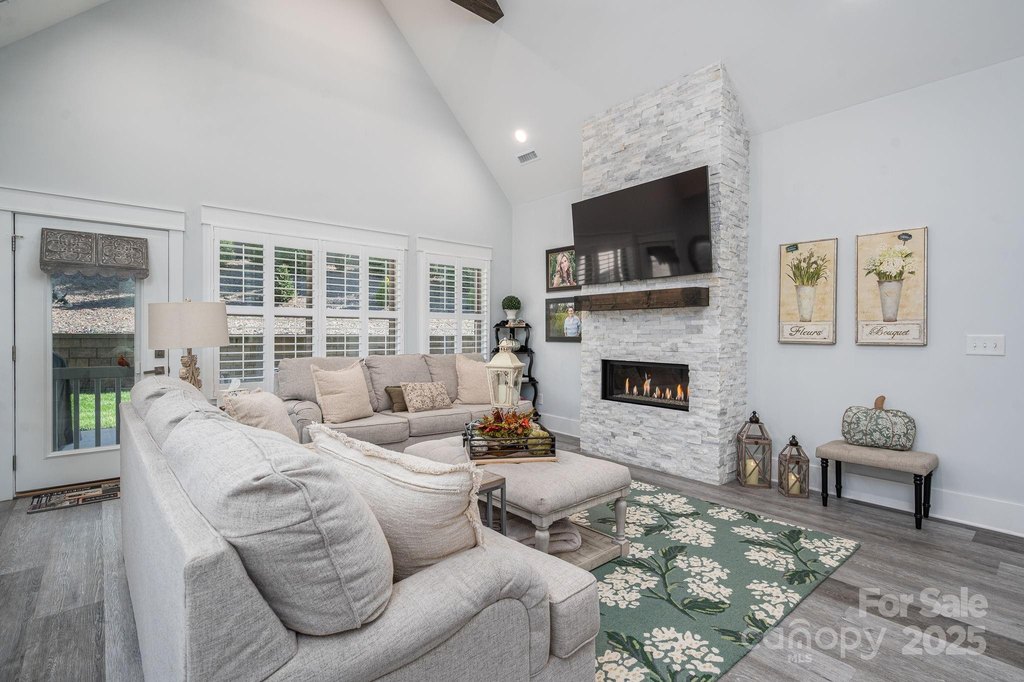 Conover, North Carolina, 28613, United States, 4 Bedrooms Bedrooms, ,3 BathroomsBathrooms,Residential,Forsale,2007718