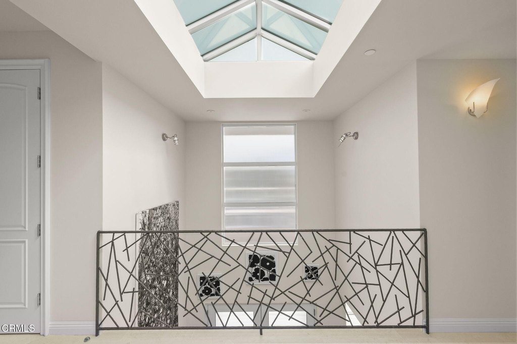 Oxnard, California, 93035, United States, 4 Bedrooms Bedrooms, ,5.5 BathroomsBathrooms,Residential,Forsale,2004314