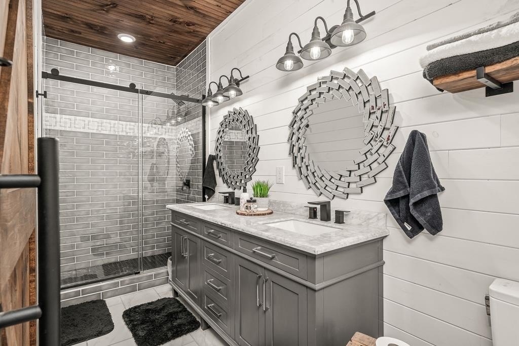 Monroe, Tennessee, 38573, United States, 3 Bedrooms Bedrooms, ,3.5 BathroomsBathrooms,Residential,Forsale,2010936