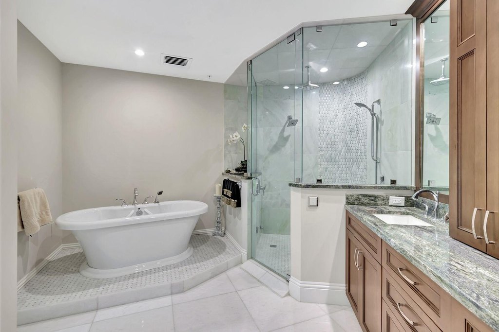 Marco Island, Florida, 34145, United States, 3 Bedrooms Bedrooms, ,3 BathroomsBathrooms,Residential,Forsale,2004782