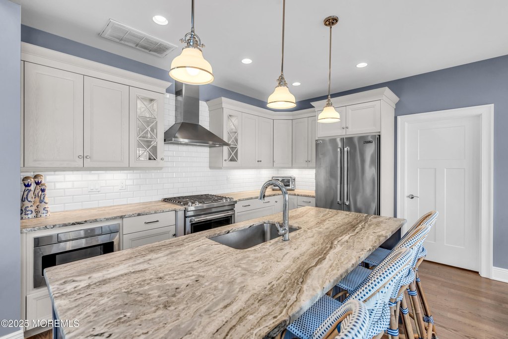 Mantoloking, New Jersey, 08738, United States, 4 Bedrooms Bedrooms, ,3 BathroomsBathrooms,Residential,Forsale,2004468