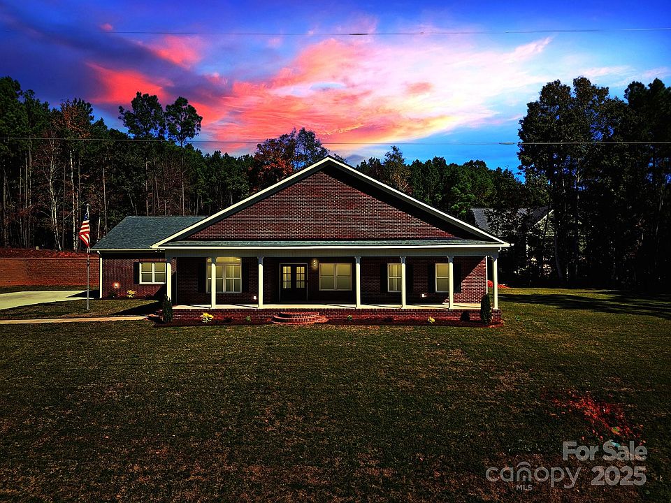 Fort Lawn, South Carolina, 29714, United States, 3 Bedrooms Bedrooms, ,2 BathroomsBathrooms,Residential,Forsale,2004562