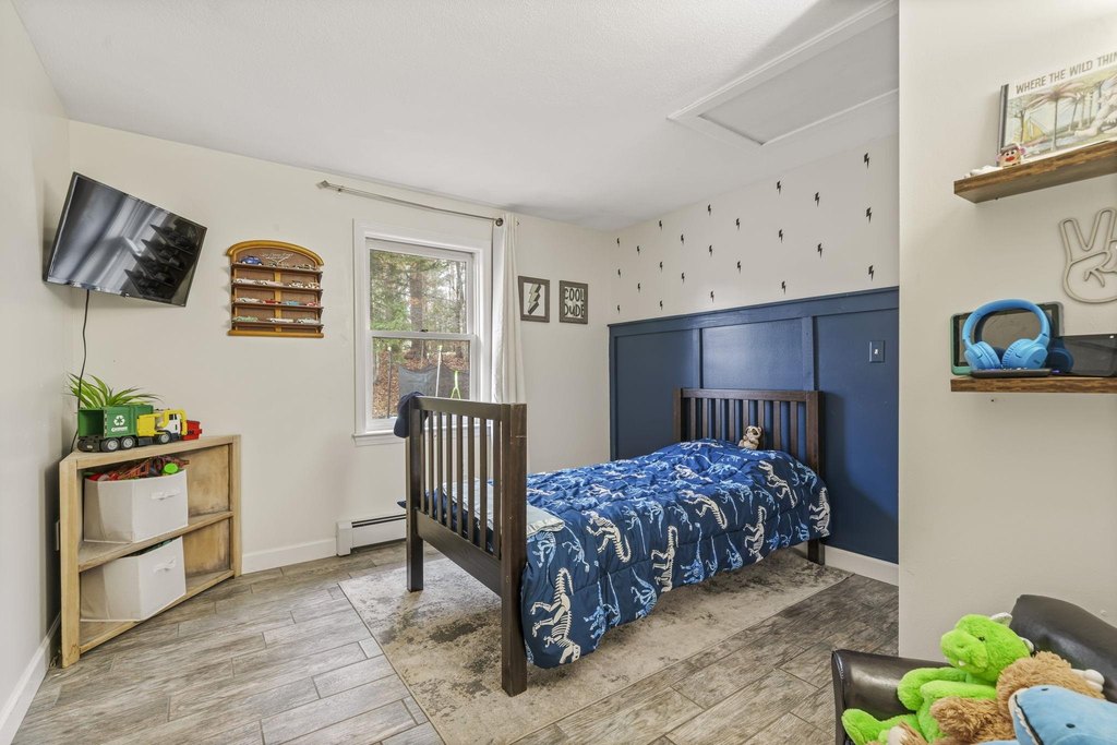 Epping, New Hampshire, 03042, United States, 4 Bedrooms Bedrooms, ,2 BathroomsBathrooms,Residential,Forsale,2004719