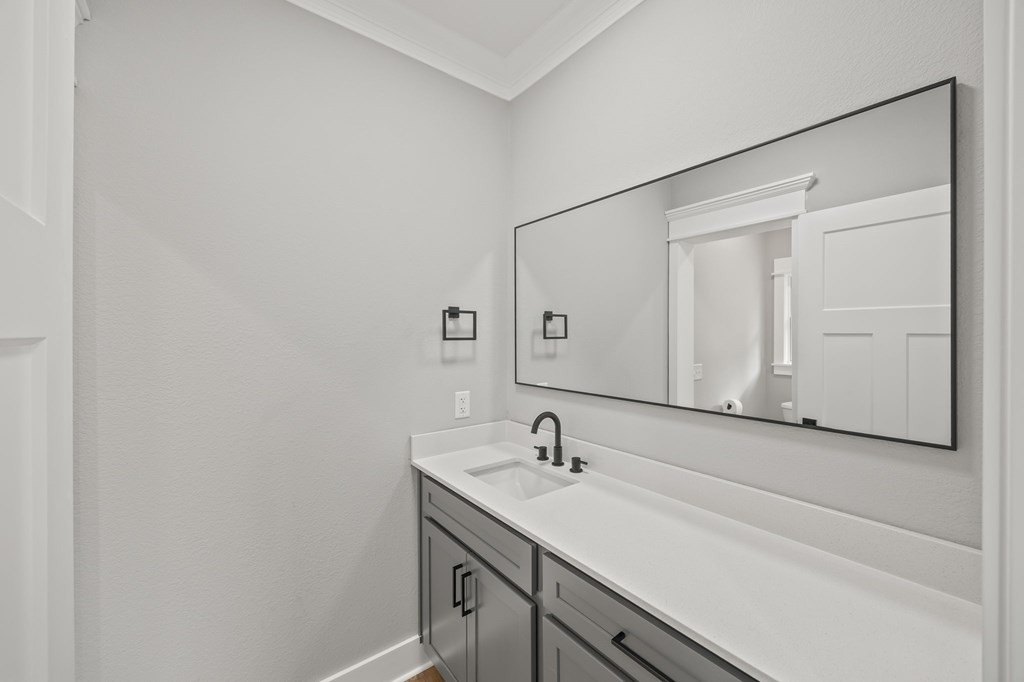 Byrdstown, Tennessee, 38549, United States, 5 Bedrooms Bedrooms, ,4.5 BathroomsBathrooms,Residential,Forsale,1996615