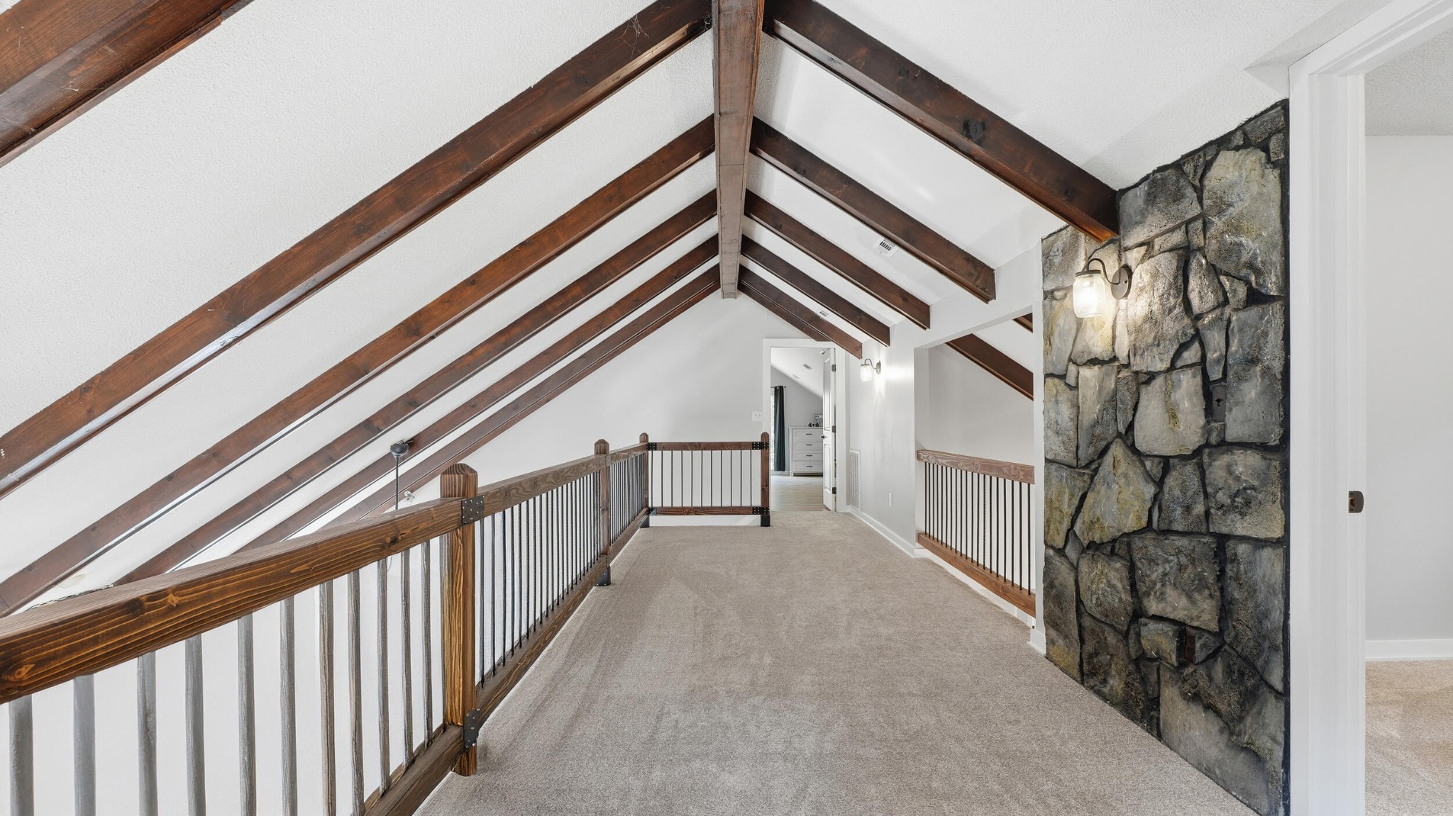 Chattanooga, Tennessee, 37416, United States, 6 Bedrooms Bedrooms, ,4 BathroomsBathrooms,Residential,Forsale,2004678