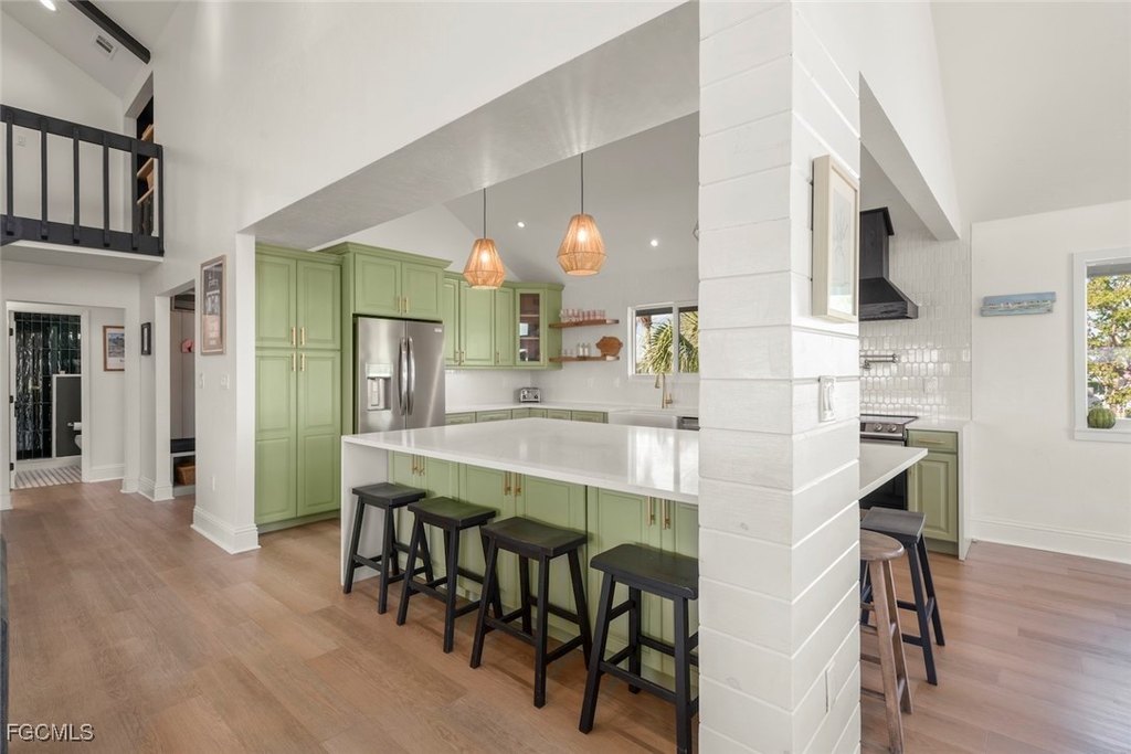 Sanibel, Florida, 33957, United States, 4 Bedrooms Bedrooms, ,3 BathroomsBathrooms,Residential,Forsale,2004791