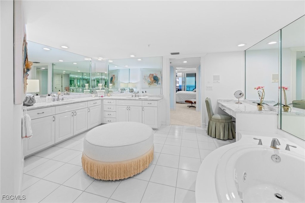 Sanibel, Florida, 33957, United States, 3 Bedrooms Bedrooms, ,3.5 BathroomsBathrooms,Residential,Forsale,2004798