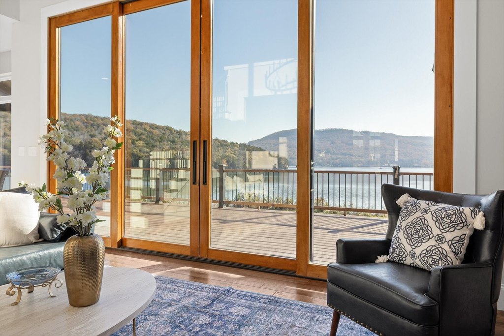 Jasper, Tennessee, 37347, United States, 5 Bedrooms Bedrooms, ,6.5 BathroomsBathrooms,Residential,Forsale,2009602