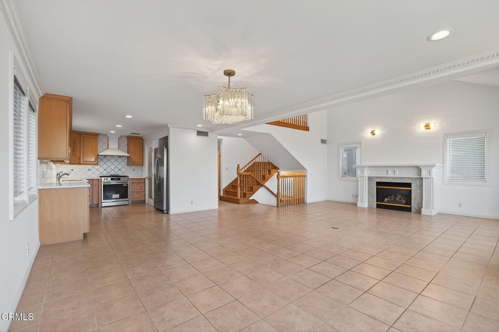 Oxnard, California, 93035, United States, 4 Bedrooms Bedrooms, ,3.5 BathroomsBathrooms,Residential,Forsale,2004312