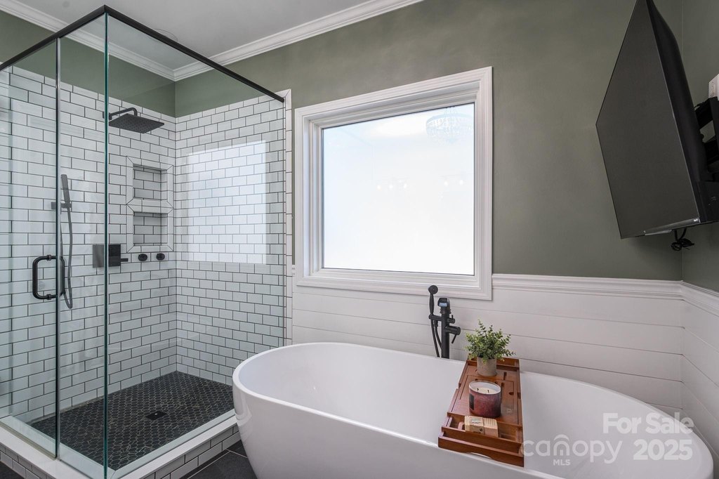 Conover, North Carolina, 28613, United States, 3 Bedrooms Bedrooms, ,4.5 BathroomsBathrooms,Residential,Forsale,2007719