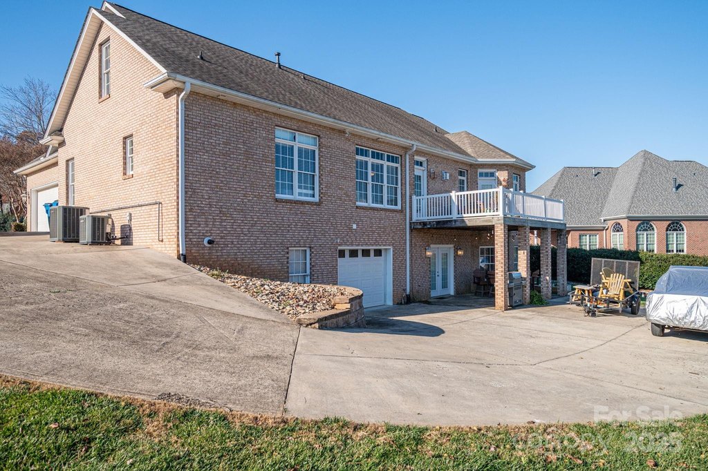 Conover, North Carolina, 28613, United States, 3 Bedrooms Bedrooms, ,4.5 BathroomsBathrooms,Residential,Forsale,2007719