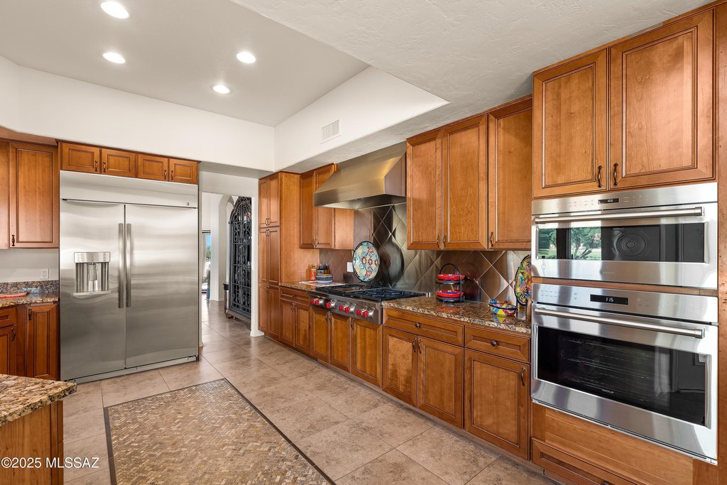 Tucson, Arizona, 85742, United States, 3 Bedrooms Bedrooms, ,3 BathroomsBathrooms,Residential,Forsale,2004437