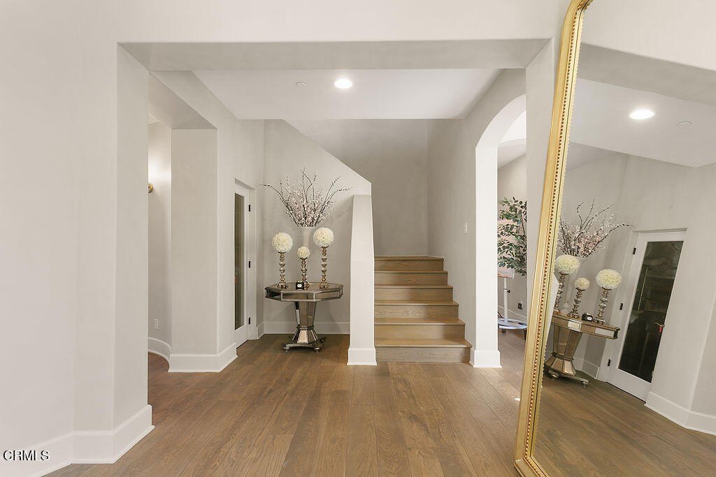 Thousand Oaks, California, 91362, United States, 4 Bedrooms Bedrooms, ,3.5 BathroomsBathrooms,Residential,Forsale,2004525