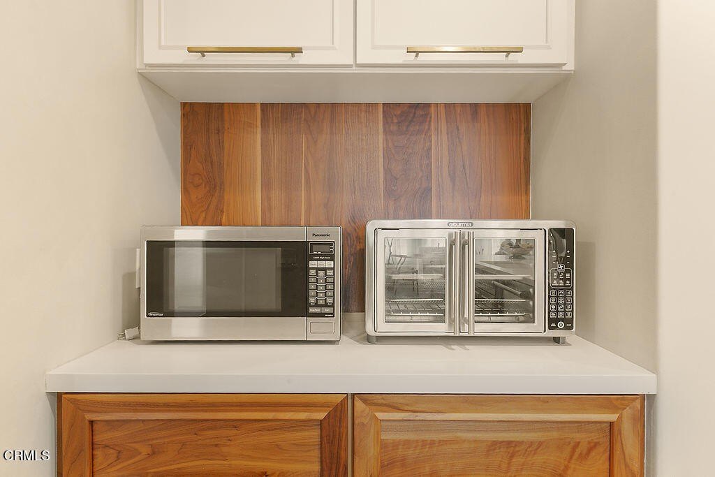 Thousand Oaks, California, 91362, United States, 4 Bedrooms Bedrooms, ,3.5 BathroomsBathrooms,Residential,Forsale,2004525