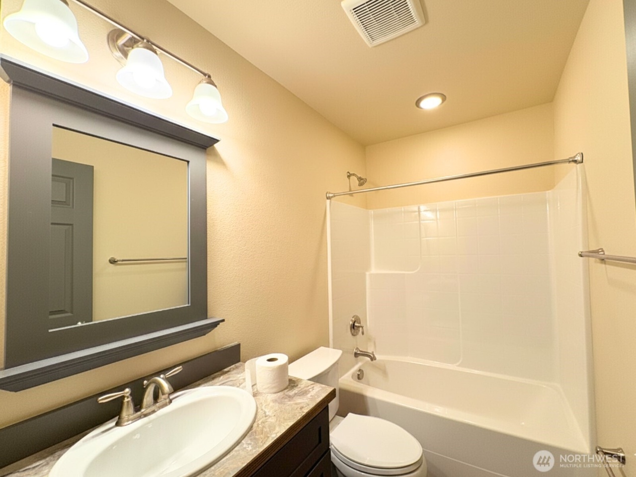 Ocean Shores, Washington, 98569, United States, 3 Bedrooms Bedrooms, ,2 BathroomsBathrooms,Residential,Forsale,2004448