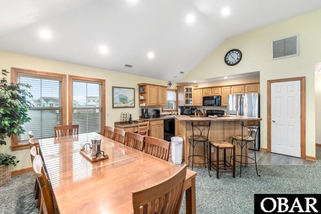 Hatteras, North Carolina, 27943, United States, 6 Bedrooms Bedrooms, ,5.5 BathroomsBathrooms,Residential,Forsale,2010254