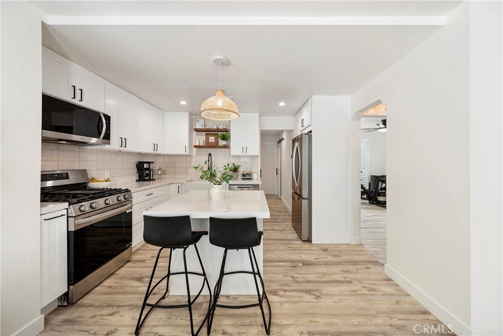 Oxnard, California, 93035, United States, 2 Bedrooms Bedrooms, ,2 BathroomsBathrooms,Residential,Forsale,2004319