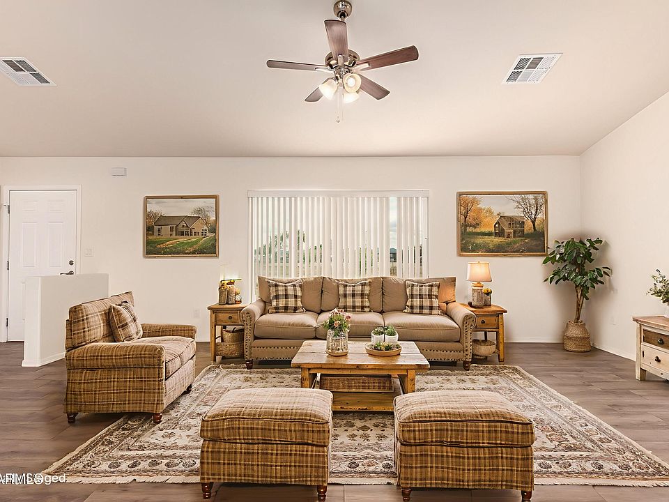 Buckeye, Arizona, 85326, United States, 3 Bedrooms Bedrooms, ,2 BathroomsBathrooms,Residential,Forsale,2000284