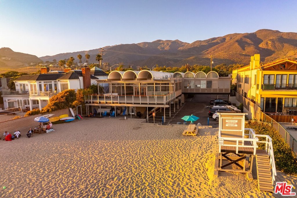 Malibu, California, 90265, United States, 4 Bedrooms Bedrooms, ,4 BathroomsBathrooms,Residential,Forsale,2009612