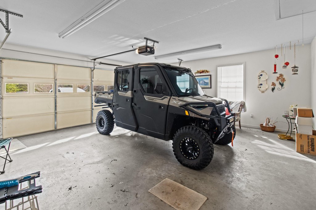 Dayton, Tennessee, 37321, United States, 3 Bedrooms Bedrooms, ,3.5 BathroomsBathrooms,Residential,Forsale,2009591