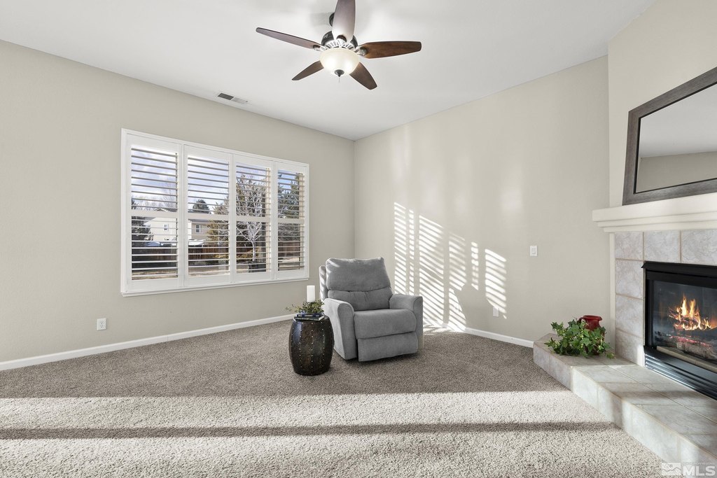 Sparks, Nevada, 89436, United States, 3 Bedrooms Bedrooms, ,2 BathroomsBathrooms,Residential,Forsale,1953445