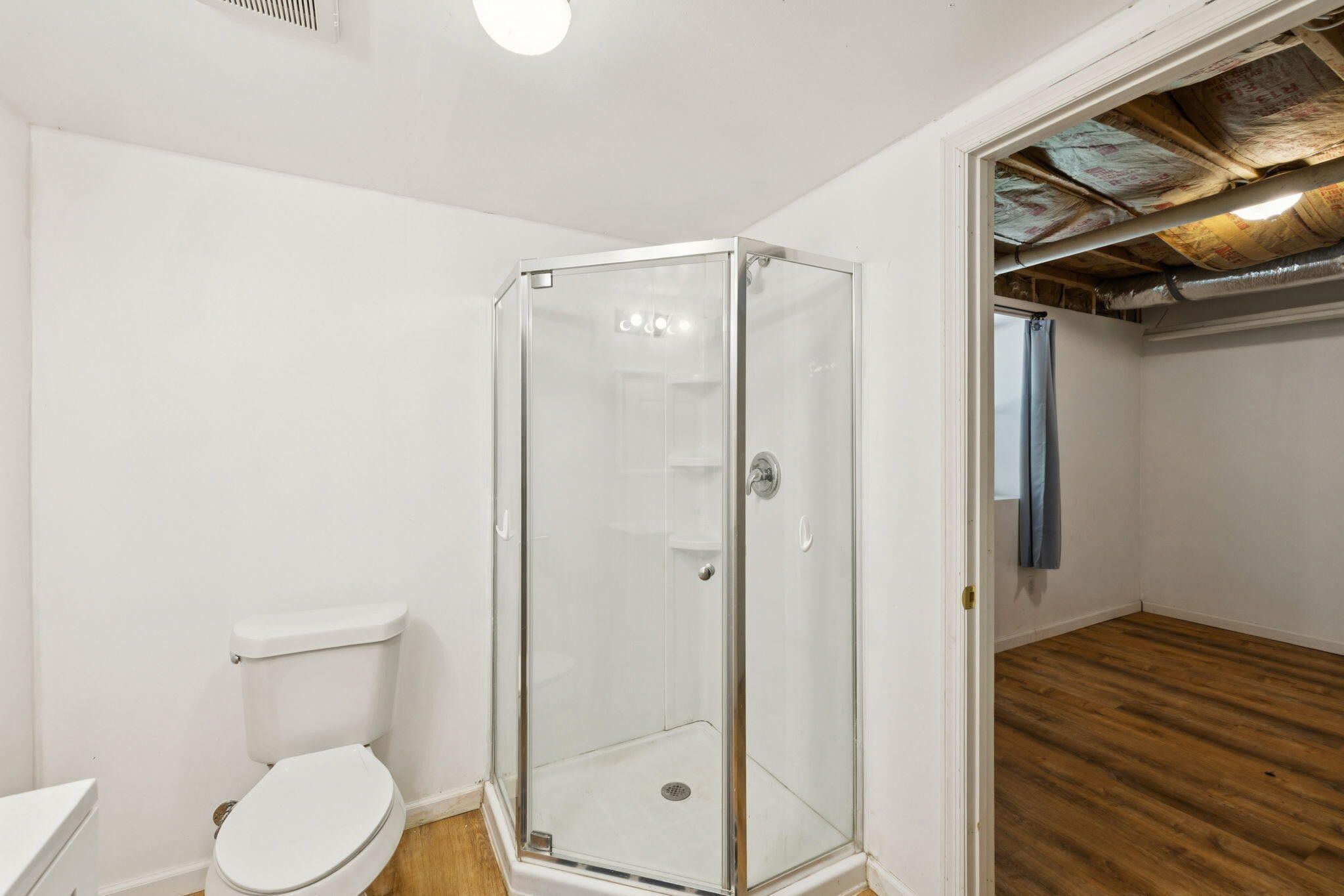 Harrison, Tennessee, 37341, United States, 4 Bedrooms Bedrooms, ,3 BathroomsBathrooms,Residential,Forsale,1946803